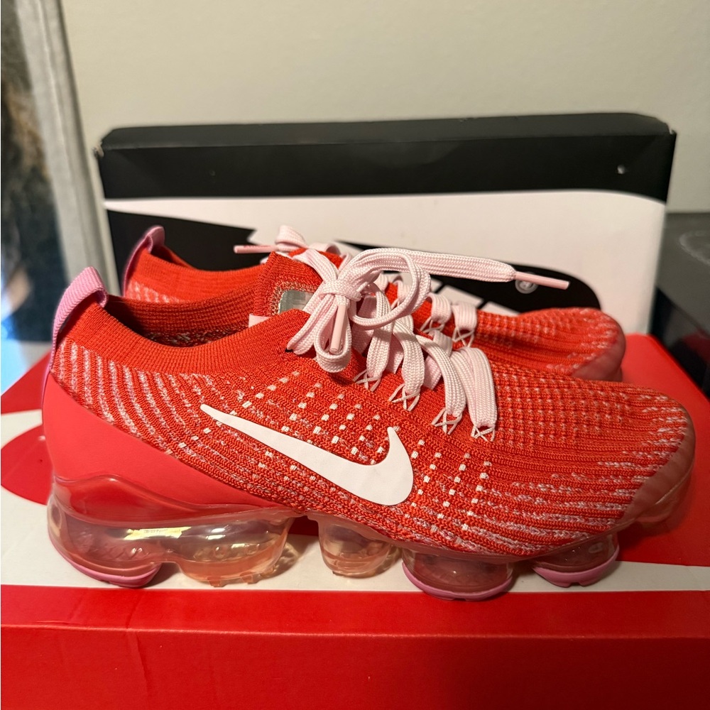 Women’s Pink Vapor Max